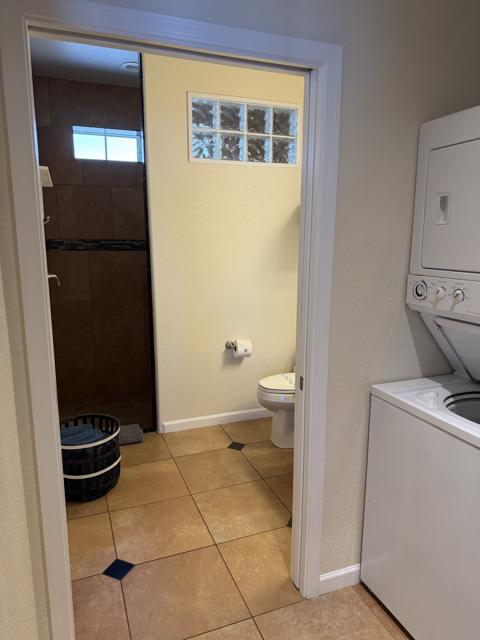 Full bathroom at the casita